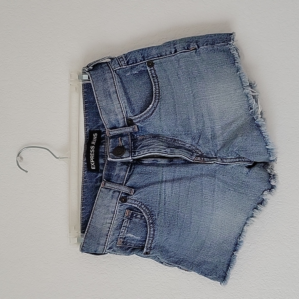 EXPRESS JEANS Distressed Shorts